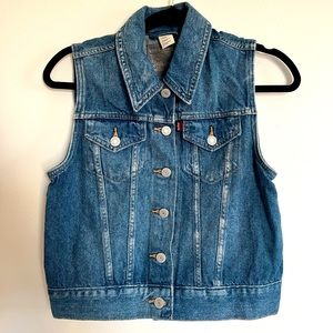 Levi’s Vest Jacket